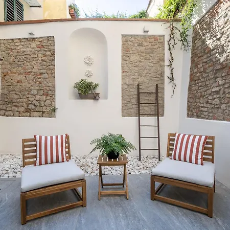 The Well - Historic Charm & Comfort *